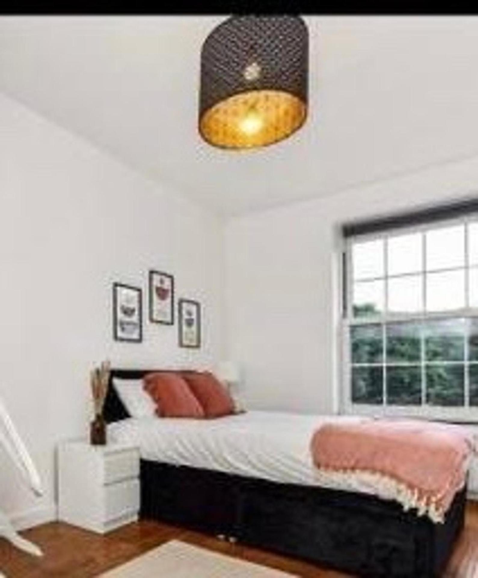 Modern With 4 Bedrooms London